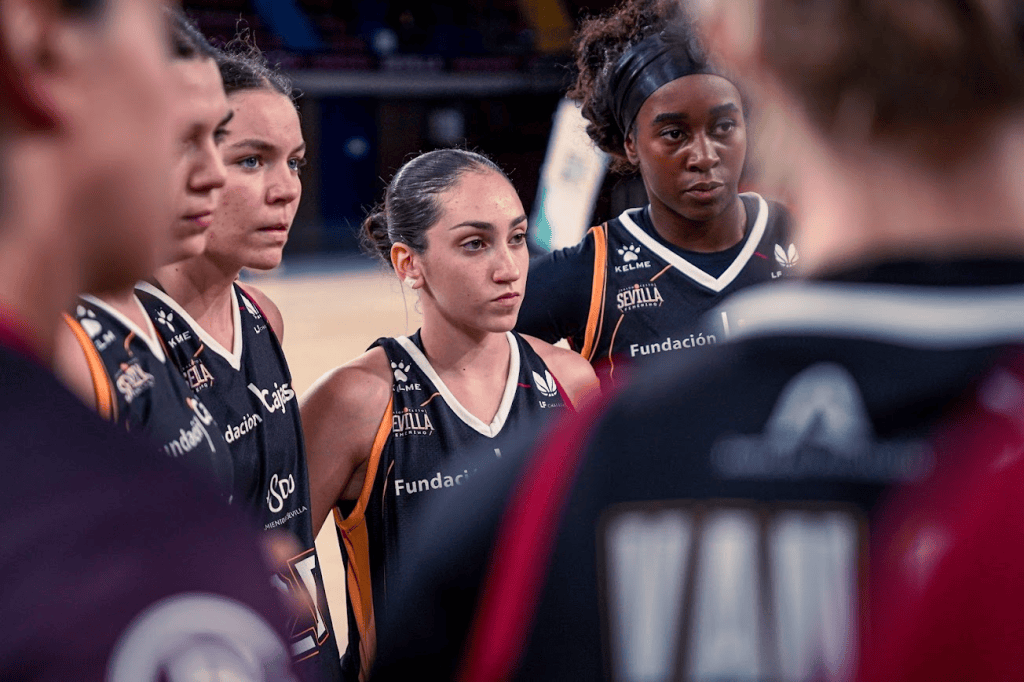 clara gonzález club baloncesto sevilla femenino