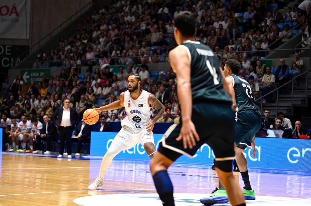 El Obradoiro se queda con la miel en los labios&nbsp;(107-114)